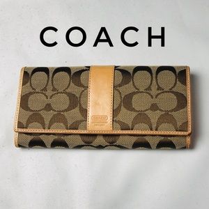 ❌SOLD❌ Coach Leather Signature Canvas Envelope Wallet